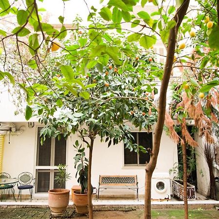 Quiet And Central Flat With Private Backyard Garden Aten Exteriör bild