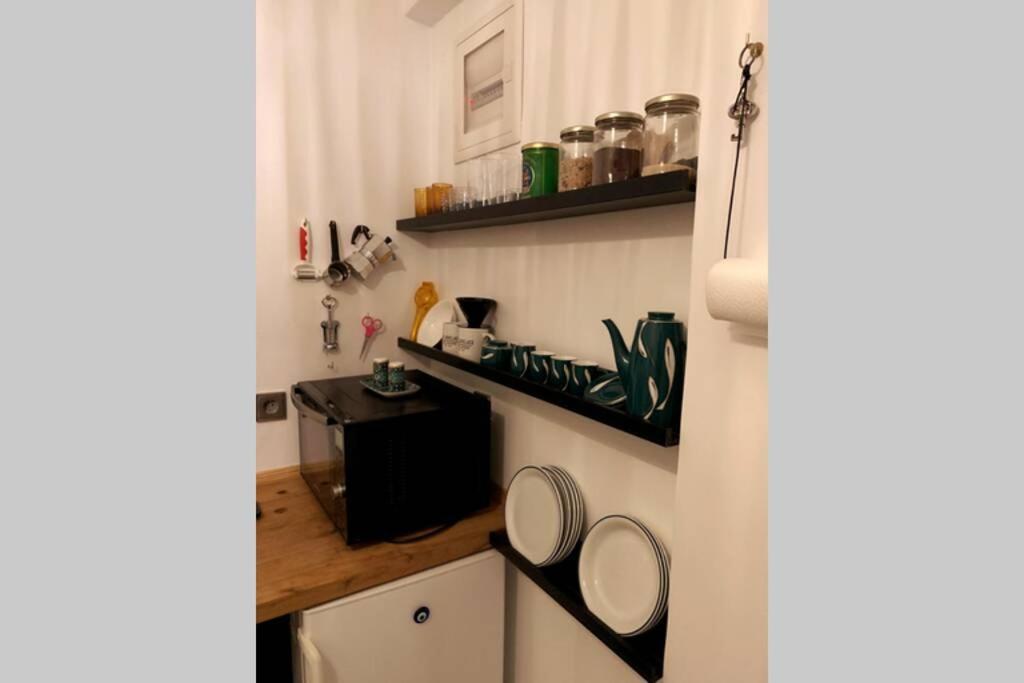 Quiet And Central Flat With Private Backyard Garden Aten Exteriör bild