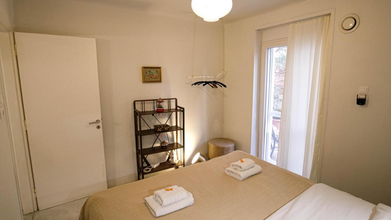 Quiet And Central Flat With Private Backyard Garden Aten Exteriör bild