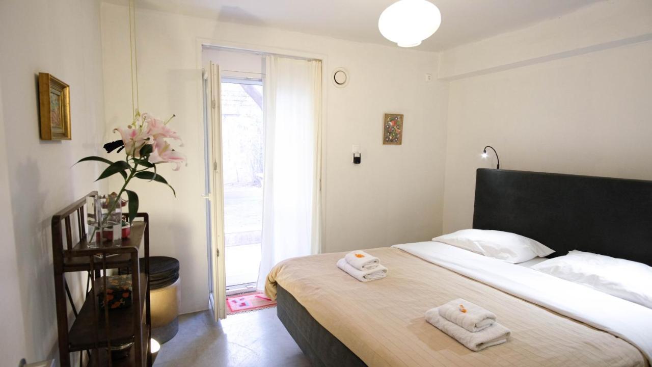 Quiet And Central Flat With Private Backyard Garden Aten Exteriör bild