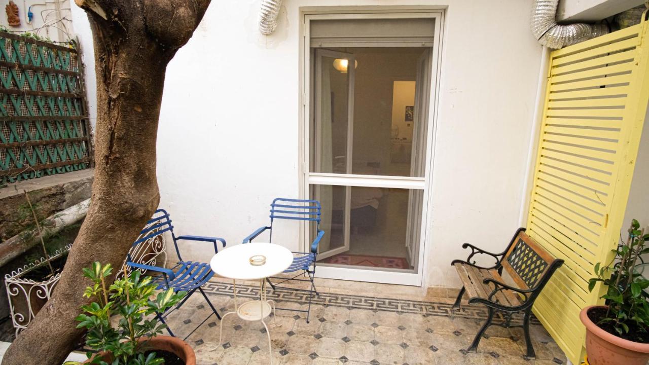 Quiet And Central Flat With Private Backyard Garden Aten Exteriör bild