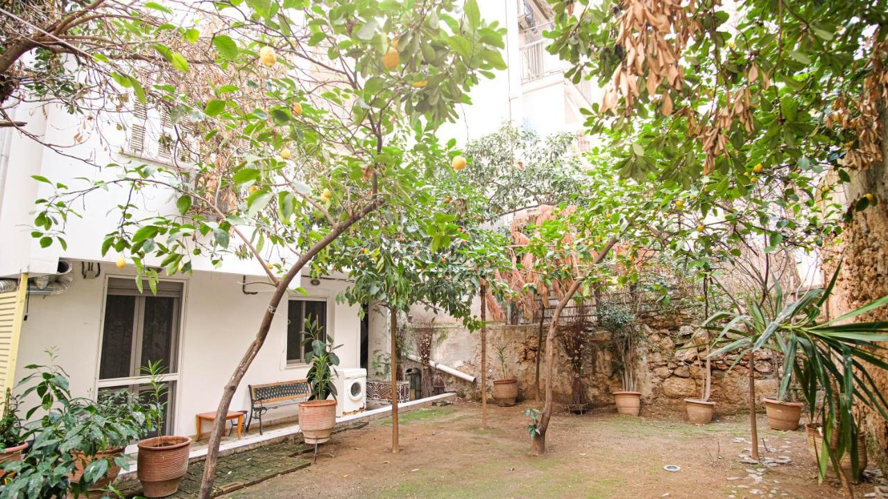 Quiet And Central Flat With Private Backyard Garden Aten Exteriör bild